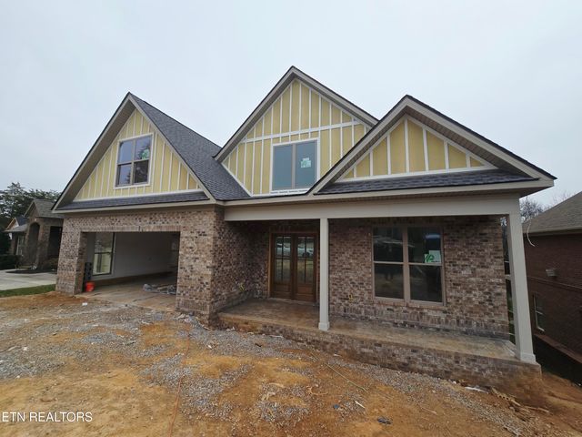 455 Maclaren Way, Lenoir City, TN 37772