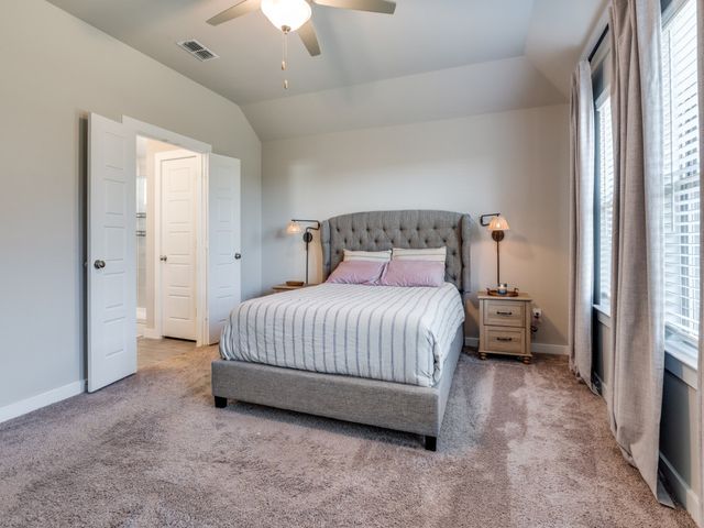 626 Congressional Avenue, Red Oak, TX 75154