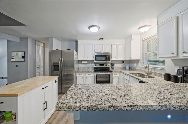 2709 Sutters Mill Ct, Midlothian, VA 23112