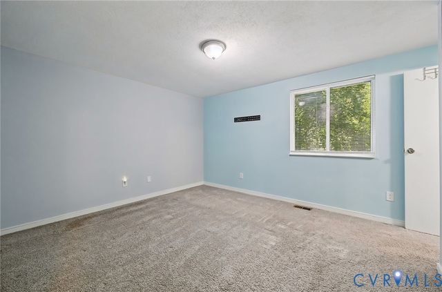 2709 Sutters Mill Ct, Midlothian, VA 23112