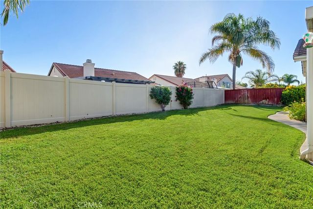 2944 Hampton Avenue, Hemet, CA 92545