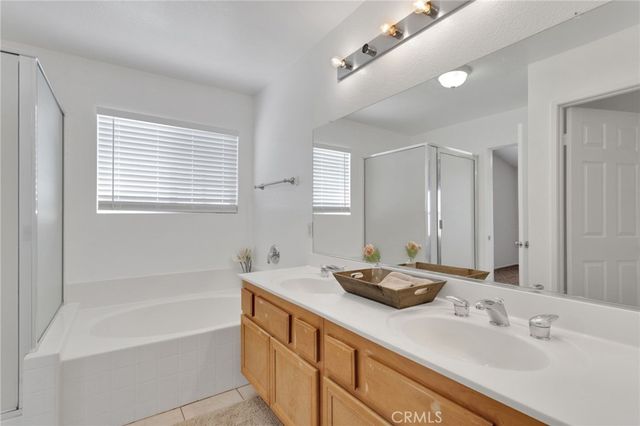 13446 Dover Lane, Victorville, CA 92392