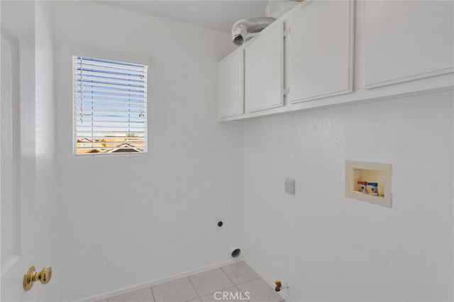 13446 Dover Lane, Victorville, CA 92392