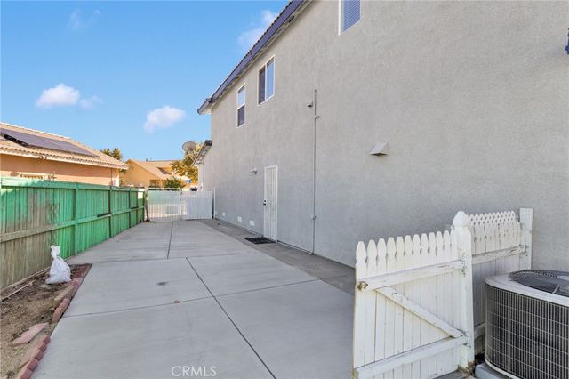 13446 Dover Lane, Victorville, CA 92392