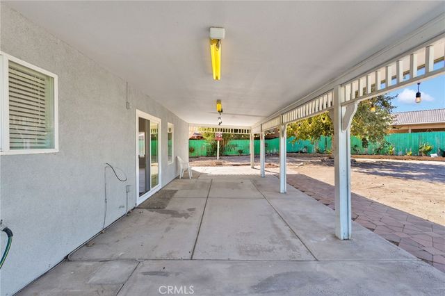 13446 Dover Lane, Victorville, CA 92392