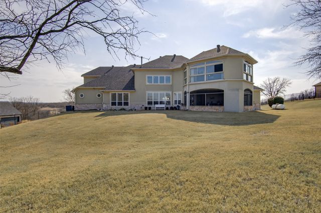 3072 Rosebud Court, Grand Prairie, TX 75104