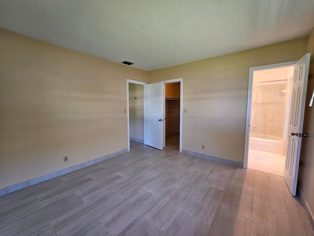 1901 NE 29th Street 2, Lighthouse Point, FL 33064