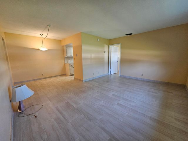 1901 NE 29th Street 2, Lighthouse Point, FL 33064