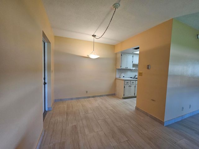 1901 NE 29th Street 2, Lighthouse Point, FL 33064