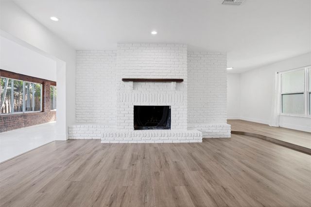 7841 NW 46 Street, Lauderhill, FL 33351