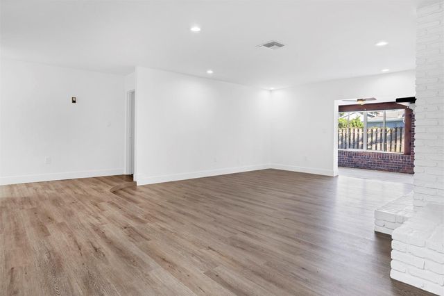 7841 NW 46 Street, Lauderhill, FL 33351