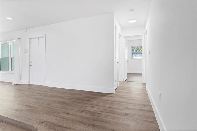 7841 NW 46 Street, Lauderhill, FL 33351