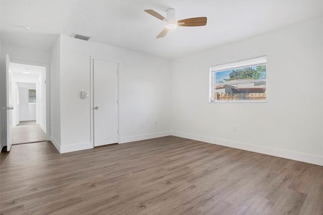 7841 NW 46 Street, Lauderhill, FL 33351