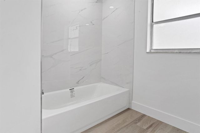 7841 NW 46 Street, Lauderhill, FL 33351