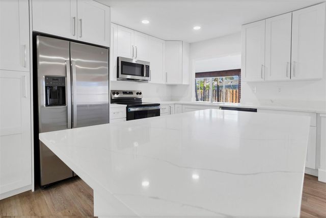 7841 NW 46 Street, Lauderhill, FL 33351