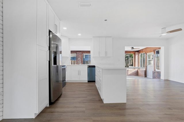 7841 NW 46 Street, Lauderhill, FL 33351