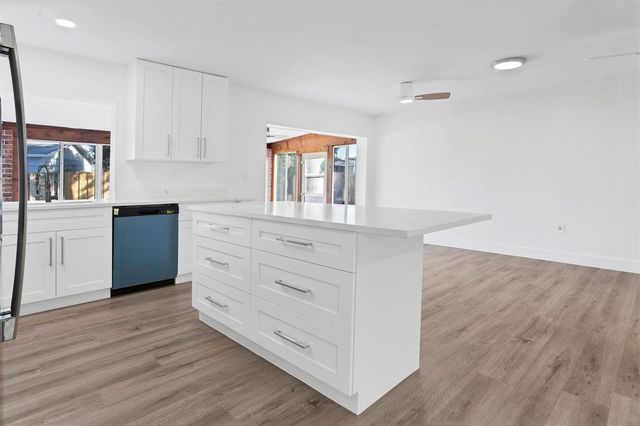 7841 NW 46 Street, Lauderhill, FL 33351