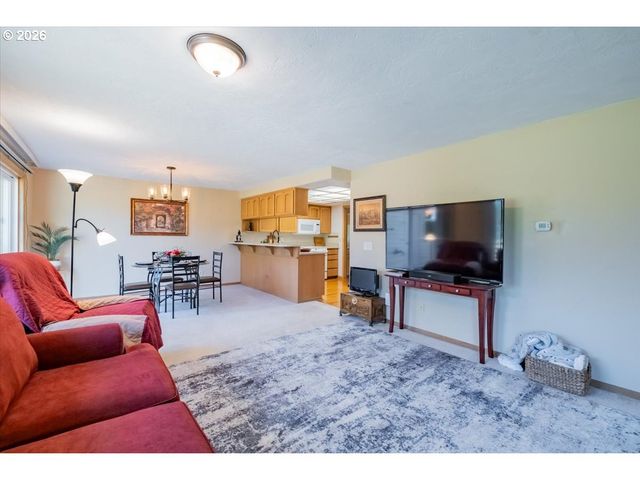 2935 CEDARWOOD Ct Se, Albany, OR 97322