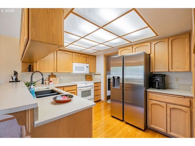 2935 CEDARWOOD Ct Se, Albany, OR 97322