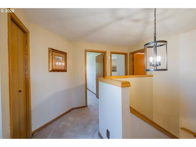 2935 CEDARWOOD Ct Se, Albany, OR 97322