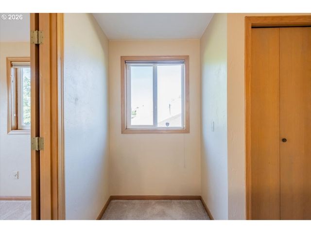 2935 CEDARWOOD Ct Se, Albany, OR 97322
