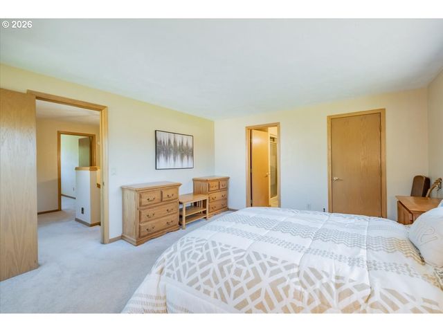 2935 CEDARWOOD Ct Se, Albany, OR 97322