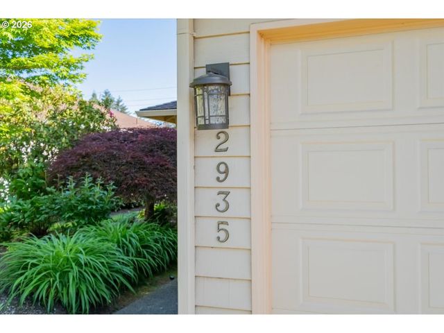 2935 CEDARWOOD Ct Se, Albany, OR 97322