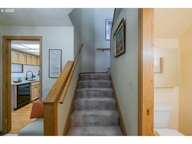 2935 CEDARWOOD Ct Se, Albany, OR 97322