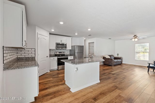 9 RYECARR Place, Palm Coast, FL 32164