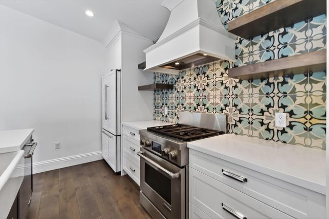 105 W Tarpon Lane, Jupiter, FL 33477