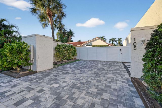 105 W Tarpon Lane, Jupiter, FL 33477