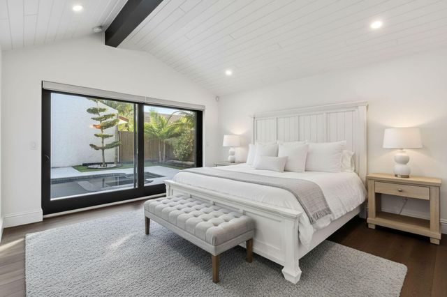 105 W Tarpon Lane, Jupiter, FL 33477