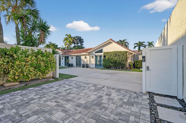 105 W Tarpon Lane, Jupiter, FL 33477