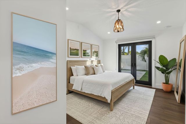 105 W Tarpon Lane, Jupiter, FL 33477