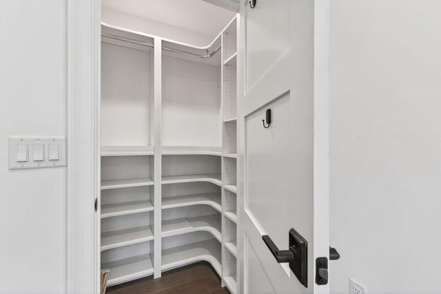 105 W Tarpon Lane, Jupiter, FL 33477