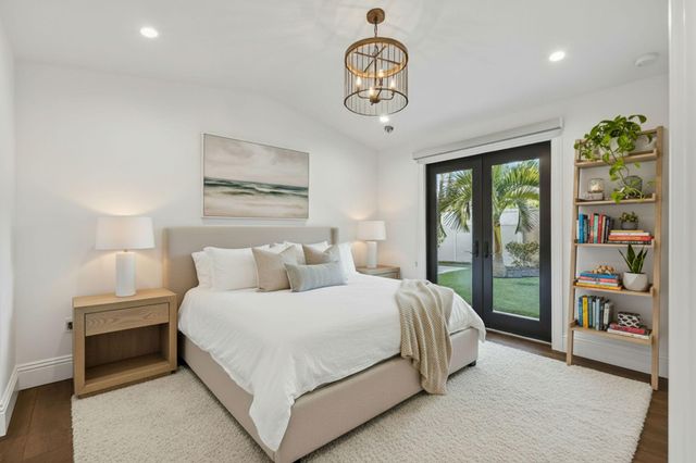 105 W Tarpon Lane, Jupiter, FL 33477