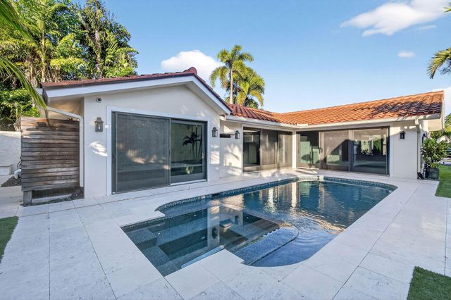 105 W Tarpon Lane, Jupiter, FL 33477