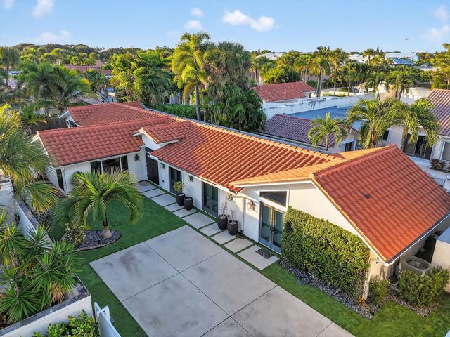 105 W Tarpon Lane, Jupiter, FL 33477