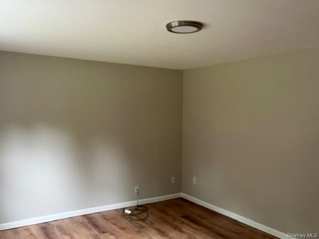7 Koren Lane, Middle Island, NY 11953
