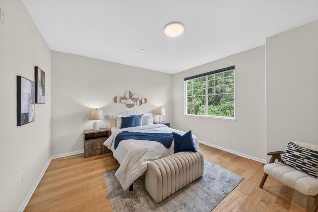 650 Almaden Walk Loop, San Jose, CA 95125