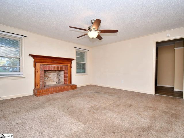 239 Eastbrook Drive, Woodruff, SC 29388