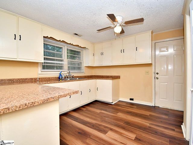 239 Eastbrook Drive, Woodruff, SC 29388