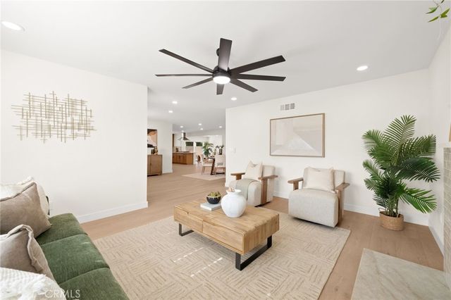 2201 E Oakmont, Orange, CA 92867