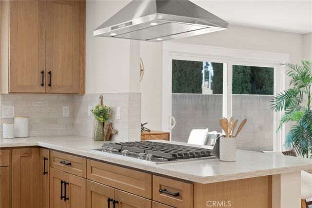 2201 E Oakmont, Orange, CA 92867