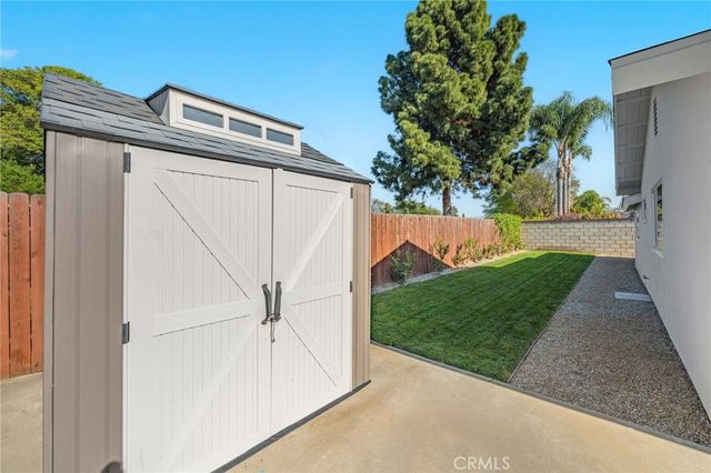 2201 E Oakmont, Orange, CA 92867