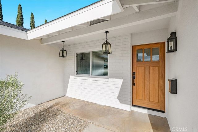 2201 E Oakmont, Orange, CA 92867