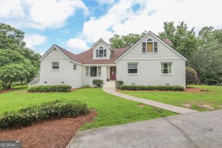 146 E Lakeview Drive NE, Milledgeville, GA 31061