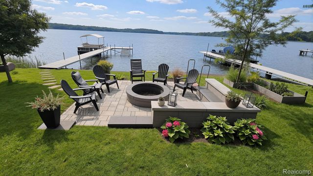 5616 Joslin Lake Drive, Lyndon Township, MI 48137
