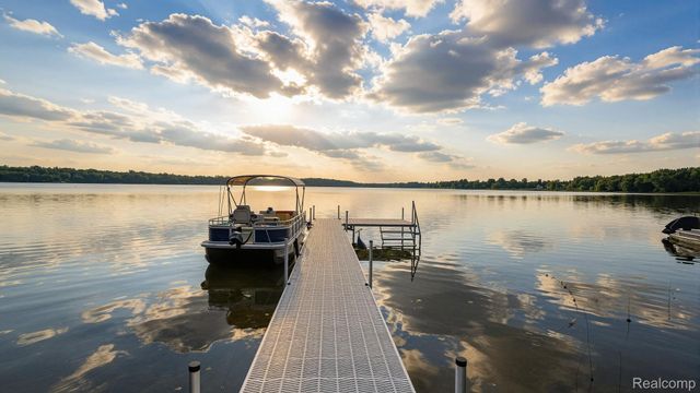 5616 Joslin Lake Drive, Lyndon Township, MI 48137