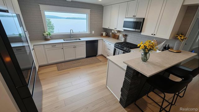 5616 Joslin Lake Drive, Lyndon Township, MI 48137